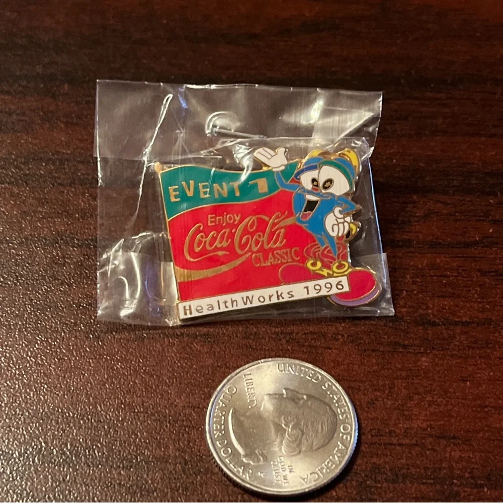 Vintage Coca-Cola Coke Healthworks‎ 1996 Atlanta Olympics Izzy Lapel Hat Pin